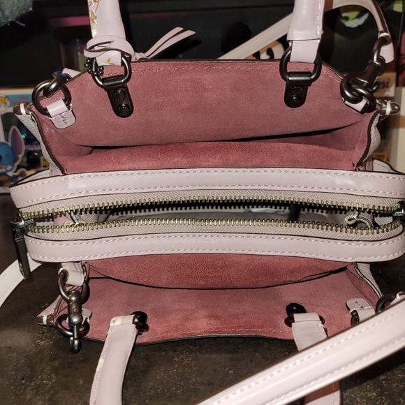 Coach 1941 | Ice Purple Rogue 25 Bow Print - Picture 8 of 9